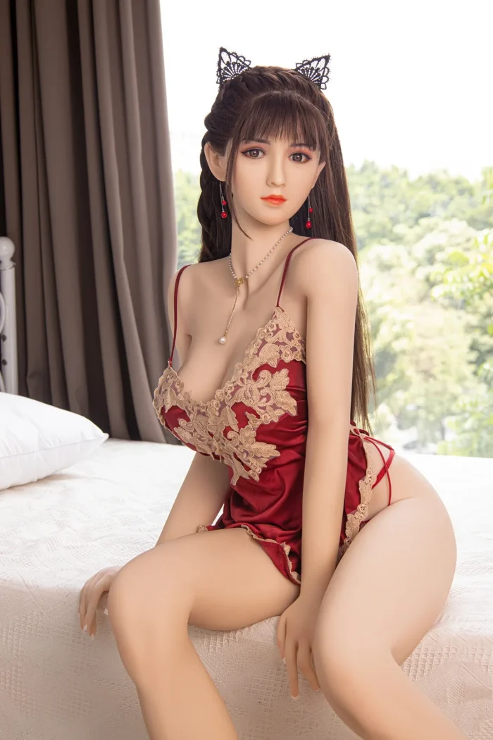 charming-custom-super-real-life-size-popular-japanese-dream-siliconetpe-insertable-sex-doll-3