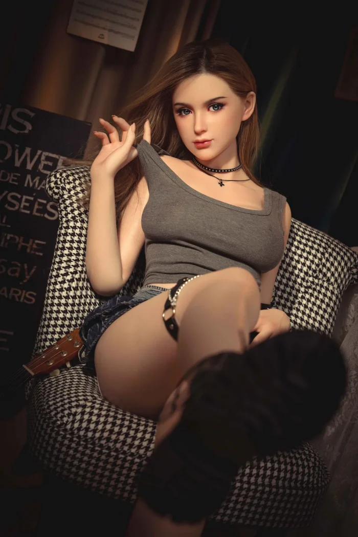 High Quality Customized Real Full size Popular Japanese Anime Solid Silicone Insertable Love Doll (10)